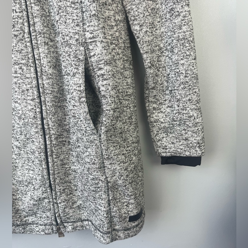 Calvin Klein Performance Jacket - image 5